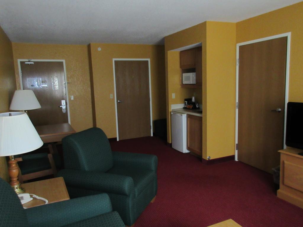 Parkfield Inn - Clinton Room photo